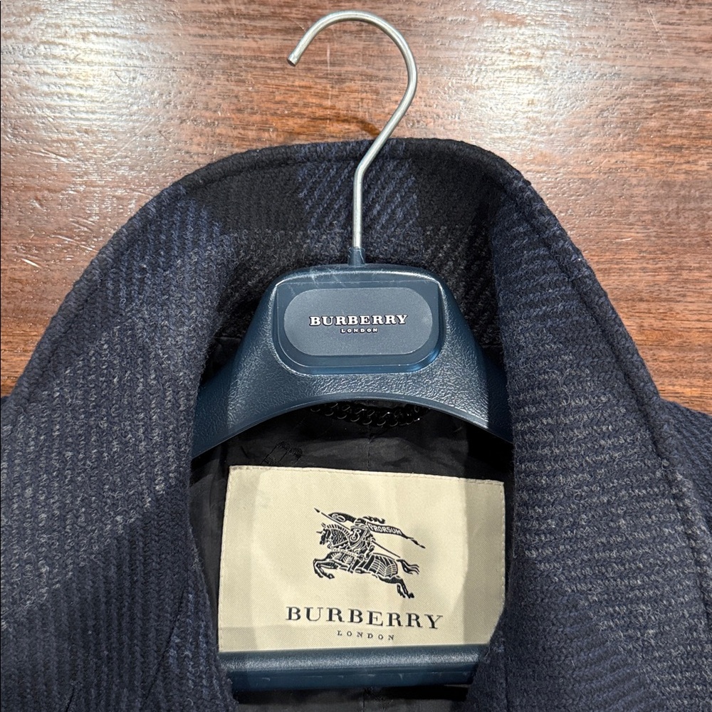 Burberry London Wool Plaid Coat 4 Navy Minimalist Quiet Luxury Feminine Chic - Picture 10 of 10